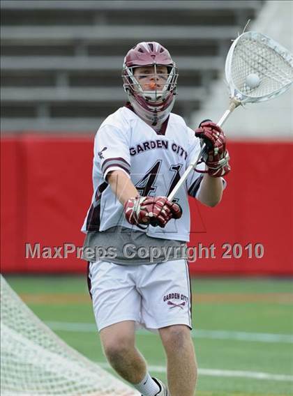Thumbnail 1 in Jamesville-DeWitt vs. Garden City (NYSPHSAA Class B Final) photogallery.