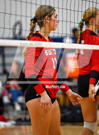 Thumbnail 3 in Caldwell vs Burton photogallery.