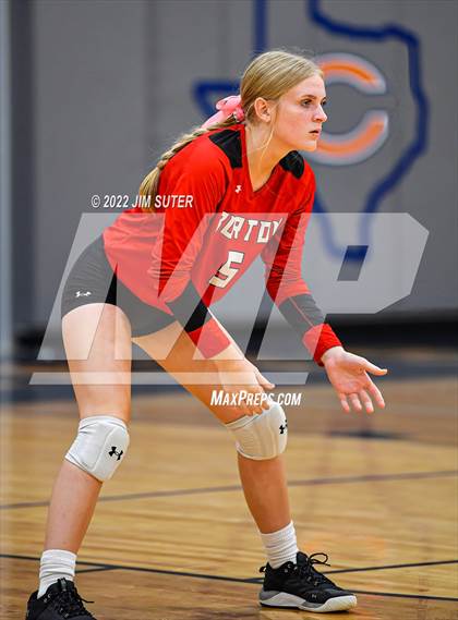 Thumbnail 3 in Caldwell vs Burton photogallery.