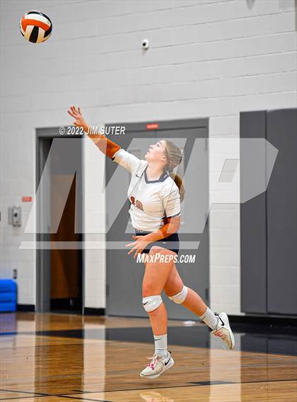 Thumbnail 1 in Caldwell vs Burton photogallery.