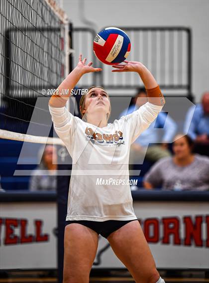 Thumbnail 2 in Caldwell vs Burton photogallery.