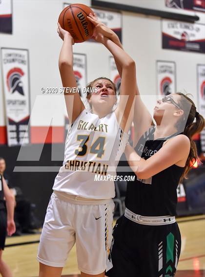 Thumbnail 3 in Tanque Verde vs. Gilbert Christian (Chandler Prep New Years Classic) photogallery.