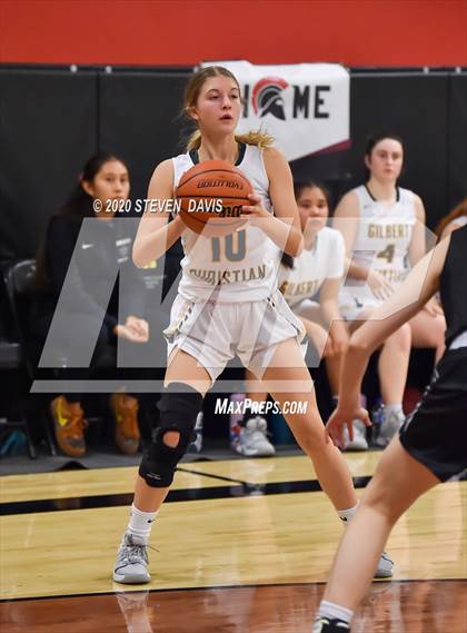 Thumbnail 1 in Tanque Verde vs. Gilbert Christian (Chandler Prep New Years Classic) photogallery.