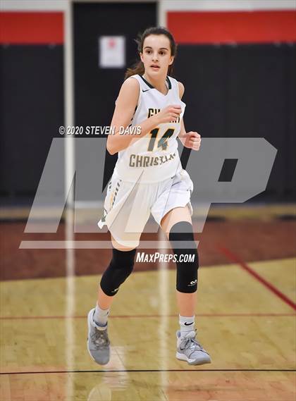 Thumbnail 2 in Tanque Verde vs. Gilbert Christian (Chandler Prep New Years Classic) photogallery.