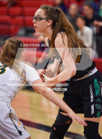 Thumbnail 2 in Tanque Verde vs. Gilbert Christian (Chandler Prep New Years Classic) photogallery.