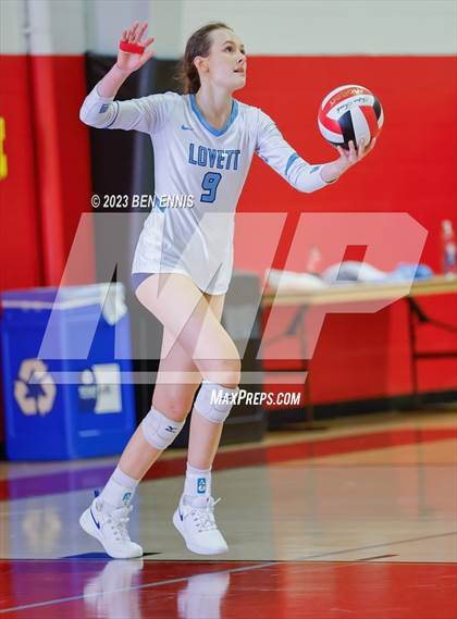 Thumbnail 3 in Lovett vs Starr's Mill photogallery.