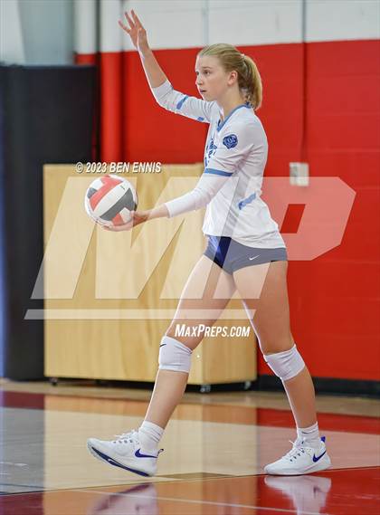 Thumbnail 2 in Lovett vs Starr's Mill photogallery.