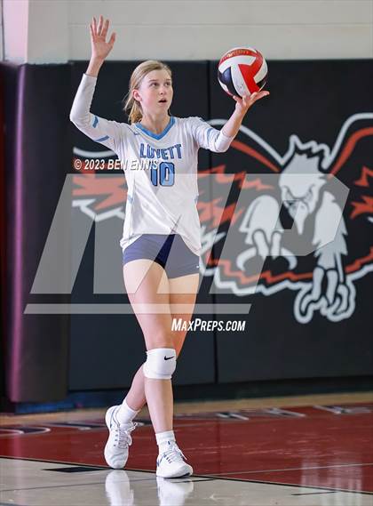 Thumbnail 2 in Lovett vs Starr's Mill photogallery.