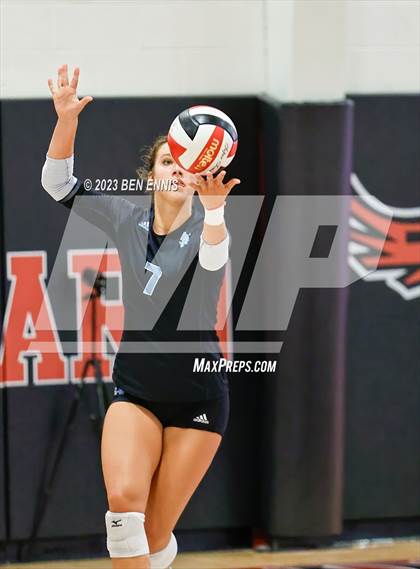 Thumbnail 1 in Lovett vs Starr's Mill photogallery.
