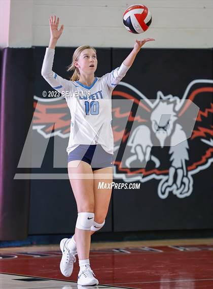Thumbnail 1 in Lovett vs Starr's Mill photogallery.