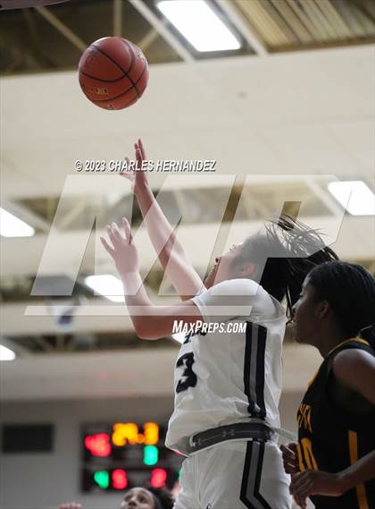 Thumbnail 3 in St. Agnes Academy vs. Bishop Lynch (TAPPS 6A Regional Final) photogallery.