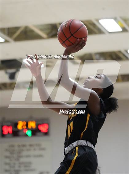 Thumbnail 1 in St. Agnes Academy vs. Bishop Lynch (TAPPS 6A Regional Final) photogallery.