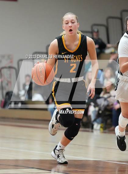 Thumbnail 2 in St. Agnes Academy vs. Bishop Lynch (TAPPS 6A Regional Final) photogallery.