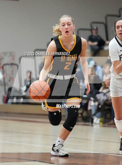 Thumbnail 3 in St. Agnes Academy vs. Bishop Lynch (TAPPS 6A Regional Final) photogallery.