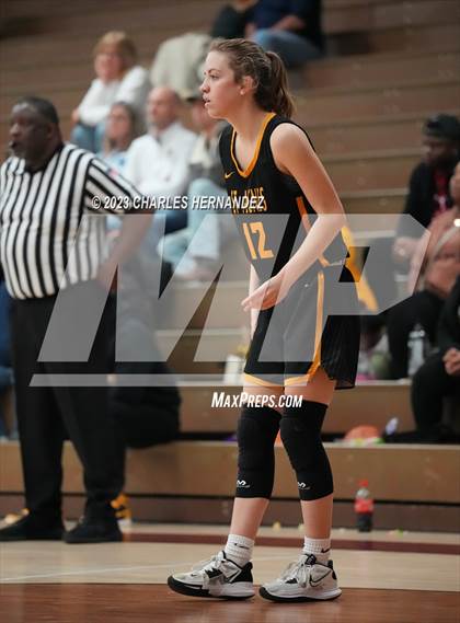 Thumbnail 2 in St. Agnes Academy vs. Bishop Lynch (TAPPS 6A Regional Final) photogallery.