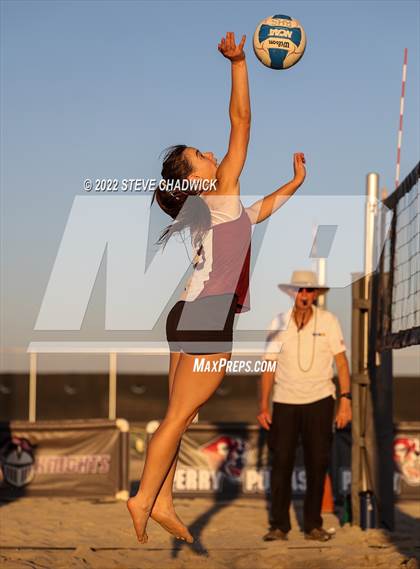 Thumbnail 3 in Basha vs Hamilton @ Casteel photogallery.