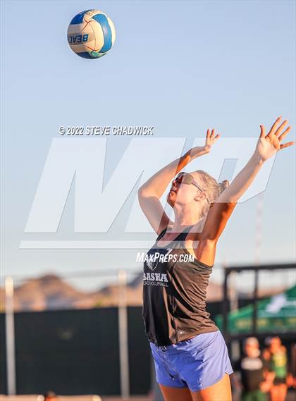 Thumbnail 3 in Basha vs Hamilton @ Casteel photogallery.