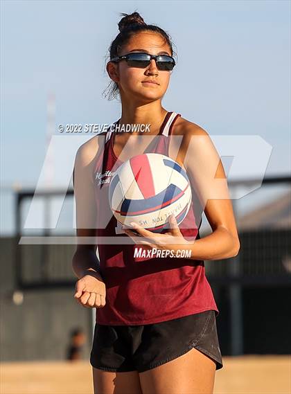 Thumbnail 3 in Basha vs Hamilton @ Casteel photogallery.
