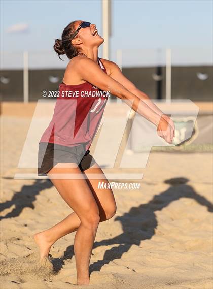 Thumbnail 3 in Basha vs Hamilton @ Casteel photogallery.