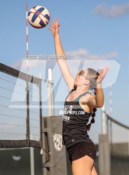 Thumbnail 2 in Basha vs Hamilton @ Casteel photogallery.