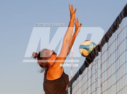 Thumbnail 2 in Basha vs Hamilton @ Casteel photogallery.