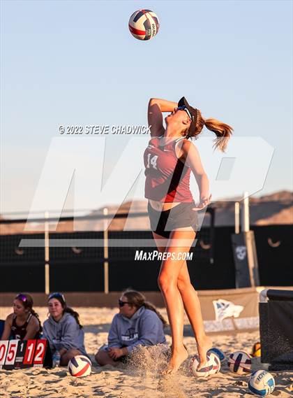 Thumbnail 3 in Basha vs Hamilton @ Casteel photogallery.
