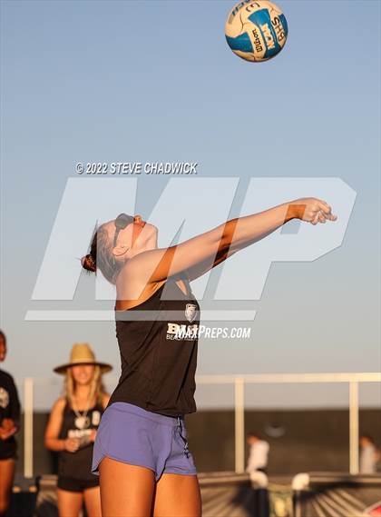 Thumbnail 3 in Basha vs Hamilton @ Casteel photogallery.