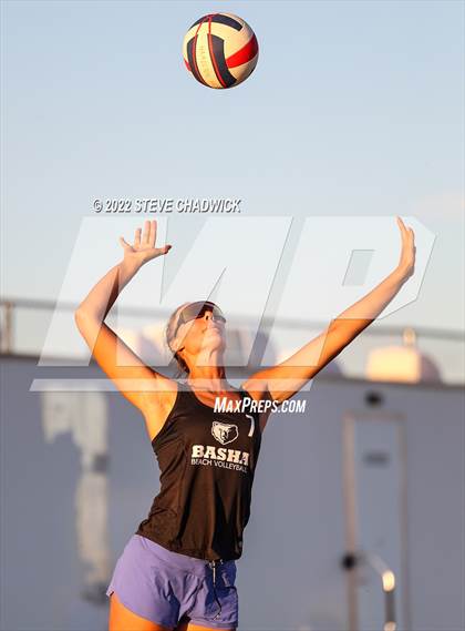 Thumbnail 2 in Basha vs Hamilton @ Casteel photogallery.