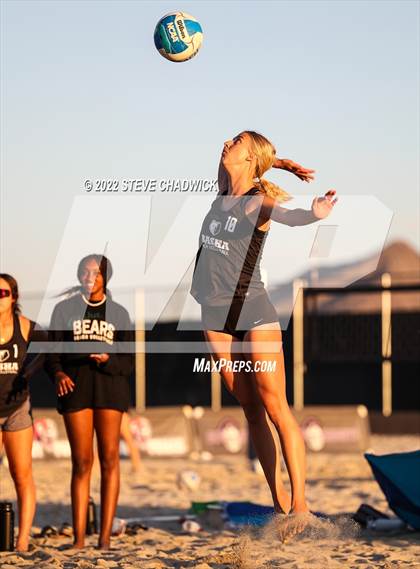 Thumbnail 3 in Basha vs Hamilton @ Casteel photogallery.