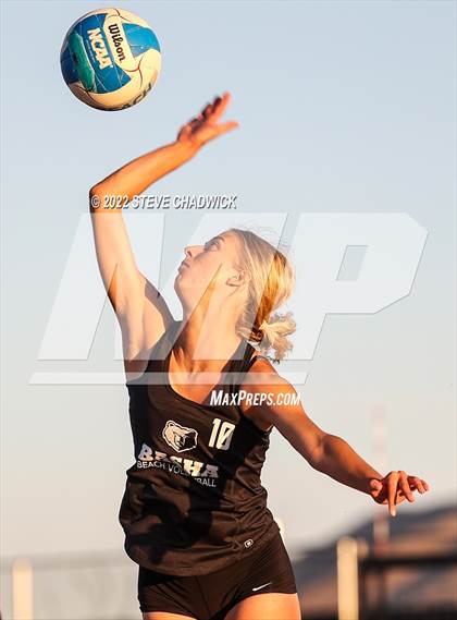 Thumbnail 1 in Basha vs Hamilton @ Casteel photogallery.