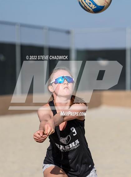 Thumbnail 2 in Basha vs Hamilton @ Casteel photogallery.