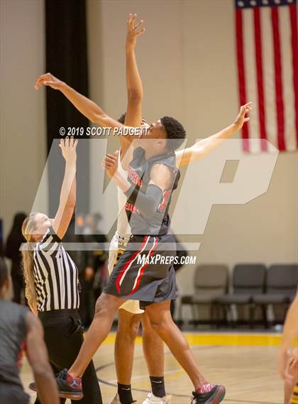 Thumbnail 1 in Temecula Valley vs. Rancho Verde (Rancho Christian Eagles Showcase) photogallery.
