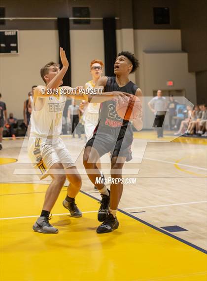 Thumbnail 1 in Temecula Valley vs. Rancho Verde (Rancho Christian Eagles Showcase) photogallery.