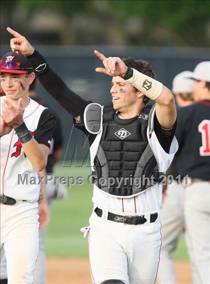 Thumbnail 1 in Rockwall-Heath vs. Hillcrest (4A Region II Quarterfinal) photogallery.