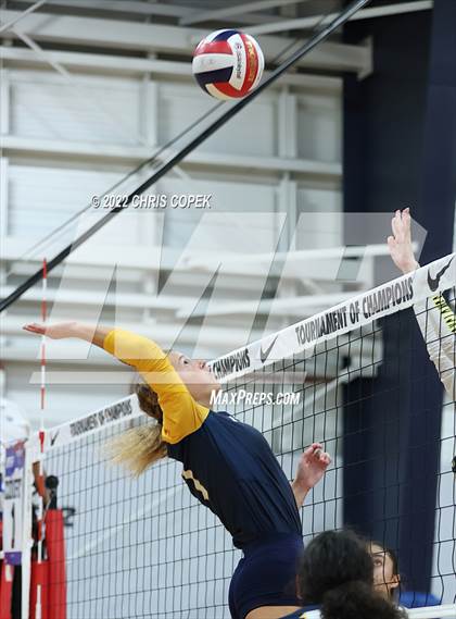 Thumbnail 2 in Carrollton School of the Sacred Heart vs Virginia Academy (Nike Tournament of Champions) photogallery.