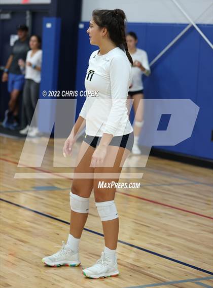 Thumbnail 2 in Carrollton School of the Sacred Heart vs Virginia Academy (Nike Tournament of Champions) photogallery.