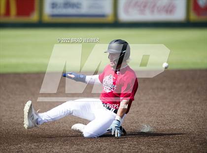 Thumbnail 2 in North/South vs East/West (LBCA Underclass All State Game) photogallery.