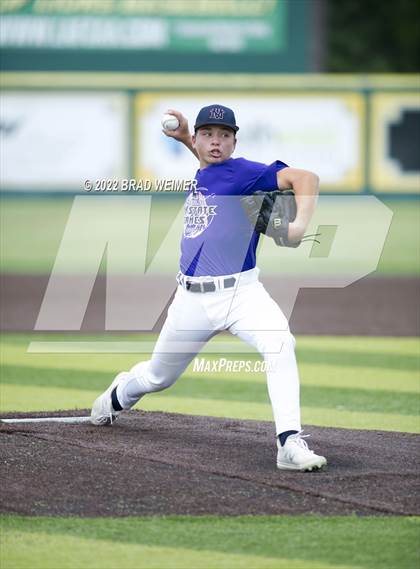 Thumbnail 3 in North/South vs East/West (LBCA Underclass All State Game) photogallery.
