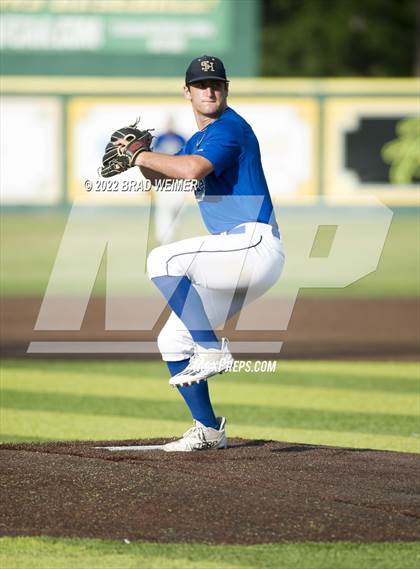 Thumbnail 1 in North/South vs East/West (LBCA Underclass All State Game) photogallery.