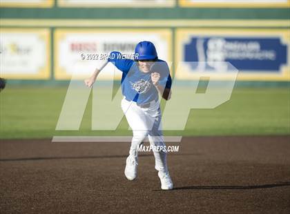 Thumbnail 2 in North/South vs East/West (LBCA Underclass All State Game) photogallery.