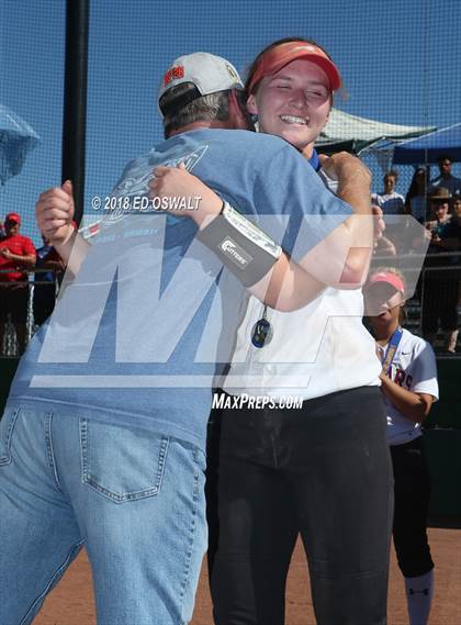Thumbnail 1 in Bishop O'Dowd vs. Carondelet (CIF NCS D2 Final) photogallery.