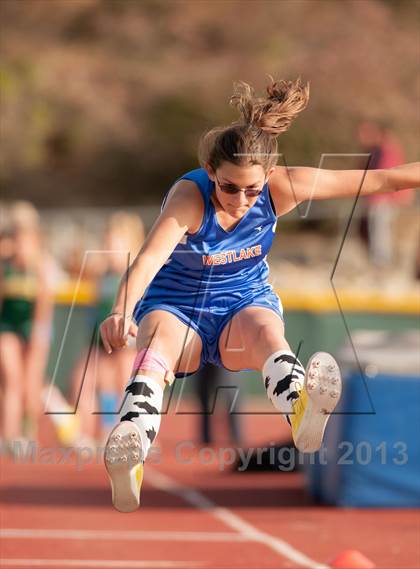 Thumbnail 2 in Marmonte League Track and Field Prelims photogallery.