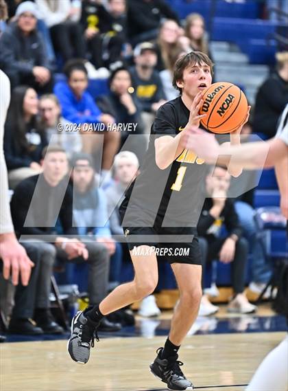 Thumbnail 2 in Green Mountain vs Dakota Ridge photogallery.