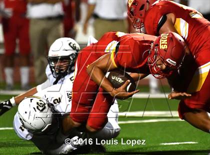 Thumbnail 3 in Cathedral Catholic vs. Central Catholic (Honor Bowl Series) photogallery.