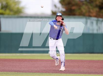 Thumbnail 1 in Shallowater vs. Brock (UIL 3A Region Final) photogallery.