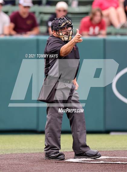 Thumbnail 1 in Shallowater vs. Brock (UIL 3A Region Final) photogallery.