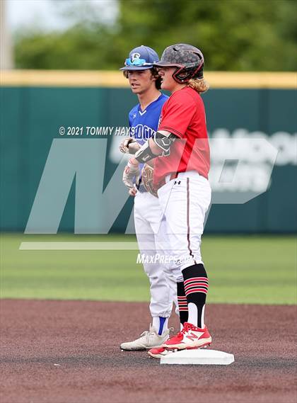 Thumbnail 2 in Shallowater vs. Brock (UIL 3A Region Final) photogallery.