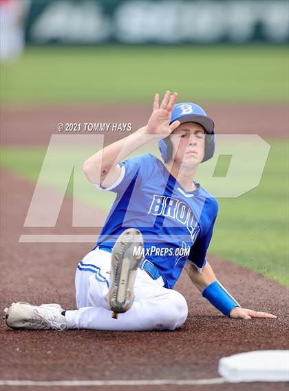 Thumbnail 2 in Shallowater vs. Brock (UIL 3A Region Final) photogallery.