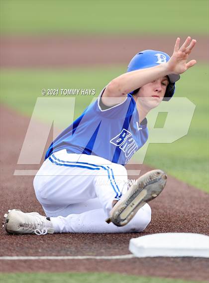 Thumbnail 2 in Shallowater vs. Brock (UIL 3A Region Final) photogallery.