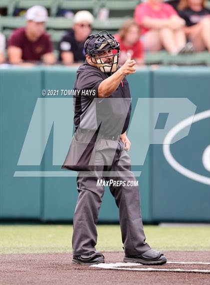 Thumbnail 3 in Shallowater vs. Brock (UIL 3A Region Final) photogallery.